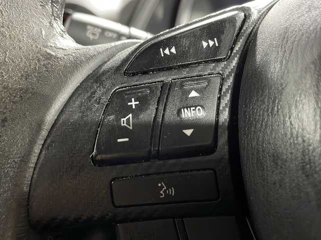 マツダ ＣＸ－３ XD 広島県 2015(平27)年 6万km メテオグレーマイカ 純正ナビ/バックカメラ/BOSEプレミアムサウンドシステム/クルーズコントロール/ＥＴＣ/ＬＥＤヘッドライト/ＤＶＤ/フルセグ/ＭＴモード付ＡＴシフト/衝突被害軽減/オートライト/踏み間違い防止/カーテンエアバッグ/純正１６インチアルミホイール(215/60/R16)/エアバッグ(運転席/助手席/サイド/カーテン)