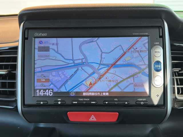 ホンダ Ｎ ＢＯＸ カスタム G ターボ Lパッケージ 静岡県 2015(平27)年 4.5万km カトラリーシルバーM ワンオーナー/純正メモリ何/AM/FM/CD/DVD/BT/ワンセグ/バックカメラ/両側パワースライドドア/プッシュスタート/スマートキー/純正フロアマット/オートライト/キセノンライト/クルーズコントロール/パドルシフト/ハーフレザーシート