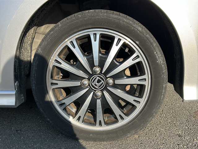 ホンダ Ｎ ＢＯＸ カスタム G ターボ Lパッケージ 静岡県 2015(平27)年 4.5万km カトラリーシルバーM ワンオーナー/純正メモリ何/AM/FM/CD/DVD/BT/ワンセグ/バックカメラ/両側パワースライドドア/プッシュスタート/スマートキー/純正フロアマット/オートライト/キセノンライト/クルーズコントロール/パドルシフト/ハーフレザーシート