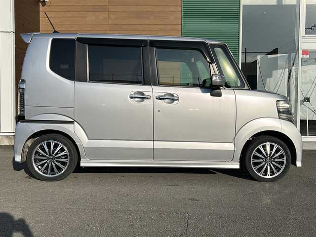 ホンダ Ｎ ＢＯＸ カスタム G ターボ Lパッケージ 静岡県 2015(平27)年 4.5万km カトラリーシルバーM ワンオーナー/純正メモリ何/AM/FM/CD/DVD/BT/ワンセグ/バックカメラ/両側パワースライドドア/プッシュスタート/スマートキー/純正フロアマット/オートライト/キセノンライト/クルーズコントロール/パドルシフト/ハーフレザーシート