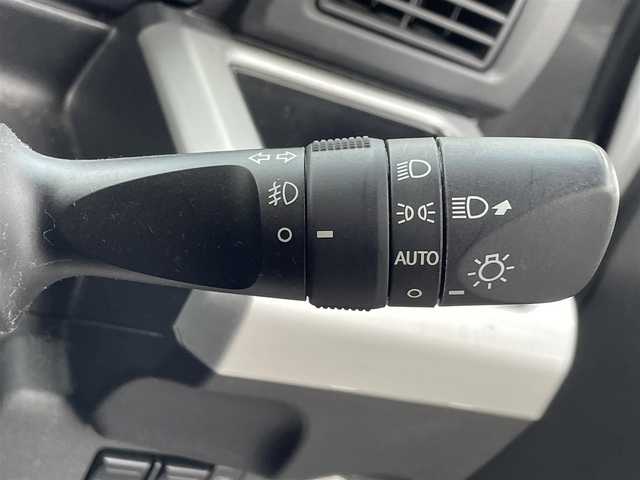 ダイハツ ウェイク G ターボ リミテッド SAⅢ 島根県 2021(令3)年 6.6万km シャイニングホワイトパール 登録時走行距離　65147km/取扱説明書/ターボ/純正８インチナビ/(Bluetooth/AM/FM/CD/DVD)/フルセグテレビ/TVキャンセラー/アラウンドビューモニター/両側パワースライドドア/アイドリングストップ/オートライト/オートマチックハイビーム/純正フロアマット/コーナーセンサー/横滑り防止装置/衝突軽減システム/ドライブレコーダー/ETC/純正アルミ１５インチ