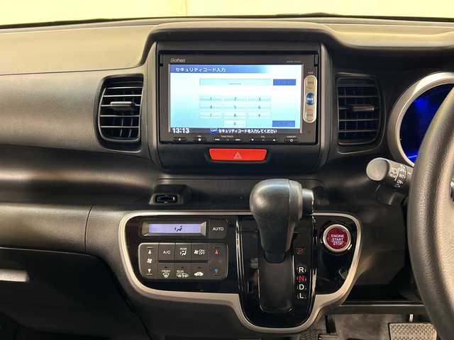 ホンダ Ｎ ＢＯＸ カスタム G 道央・札幌 2014(平26)年 5.7万km スマートブラック 4WD//純正メモリナビ//フォグランプ//パワーウィンド//オートライト//ドアバイザー//ETC//プッシュスタート//片側パワースライドドア