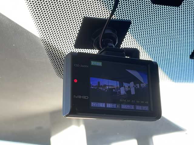 トヨタ カローラ アクシオ 1．5G 神奈川県 2014(平26)年 4.9万km ブラックマイカ ワンオーナー/社外オーディオ/スペアキー/ドライブレコーダー(前方)/ETC/取扱説明書/電格ミラー/社外フロアマット