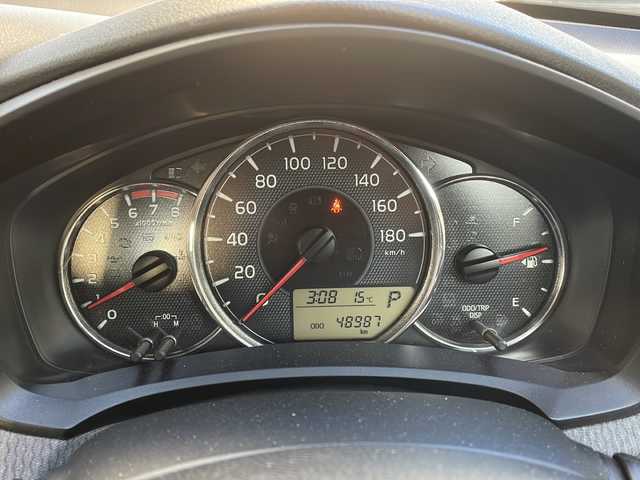 トヨタ カローラ アクシオ 1．5G 神奈川県 2014(平26)年 4.9万km ブラックマイカ ワンオーナー/社外オーディオ/スペアキー/ドライブレコーダー(前方)/ETC/取扱説明書/電格ミラー/社外フロアマット