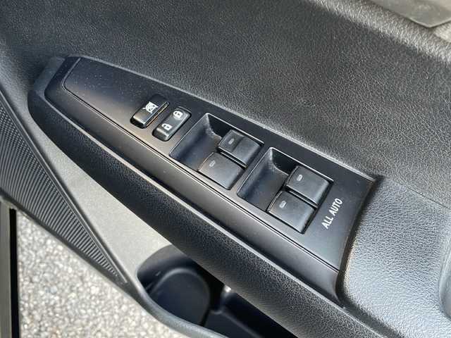 トヨタ カローラ アクシオ 1．5G 神奈川県 2014(平26)年 4.9万km ブラックマイカ ワンオーナー/社外オーディオ/スペアキー/ドライブレコーダー(前方)/ETC/取扱説明書/電格ミラー/社外フロアマット