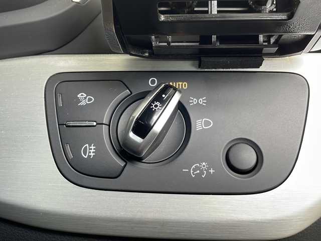 アウディ Ａ４ アバント2.0 TFSI クワトロ スポーツ Sライン P 富山県 2016(平28)年 3.6万km ミトスブラックメタリック 衝突軽減ブレーキ /ACC /LKA /ハーフレザー /ヒートシーター/純正ナビ /バックカメラ/バーチャルコックピッド /マトリクスLEDヘッドライト /AppleCarPlay /オートマチックテールゲート/純正アルミホイール/ドライブレコーダー/純正フロアマット