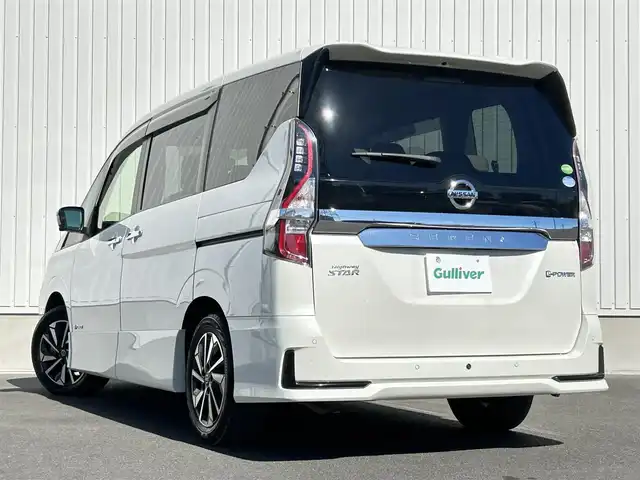 日産 セレナ e－パワー ハイウェイスター V 群馬県 2021(令3)年 6.1万km ブリリアントホワイトパール 純正9インチSDナビ/純正フリップダウンモニター/両側パワースライドドア/全方位カメラ/プロパイロット/エマージェンシーブレーキ/レーンキープアシスト/コーナーセンサー/後側方車両検知警報/後側方衝突防止支援システム/横滑り防止機能/前席シートヒーター/ステアリングスイッチ/AUTOライト/LEDヘッドライト/LEDフォグライト/純正ドライブレコーダー/ETC/純正フロアマット/後席サンシェード/DRIVE MODE