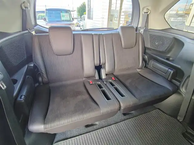 ホンダ フリード G ジャストセレクション+ 大阪府 2014(平26)年 8.7万km モダンスティールM 純正インターナビ・フルセグTV・CD・/　　　DVD・SD・Bluetooth/左後パワースライドドア/ＨＩＤオートヘッドライト/スマートキー2個/バックカメラ/ビルトインＥＴＣ/ステアリングスイッチ/サイドドアバイザー/電動格納ウインカーミラー/社外14インチアルミホイール/フロントガラススーパーＵＶカット/プライムスムース＆スウェード調コンビシート