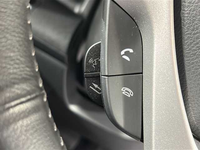 ホンダ ステップワゴン スパーダ Z クールスピリット 福岡県 2012(平24)年 6.4万km ホワイトオーキッドパール ワンオーナー/両側パワースライドドア/ＥＴＣ/バックカメラ/ＨＤＤナビ/クルーズコントロール/パドルシフト/横滑り防止装置/アイドリングストップ/アイソフィックス/純正アルミホイル/スマートキー