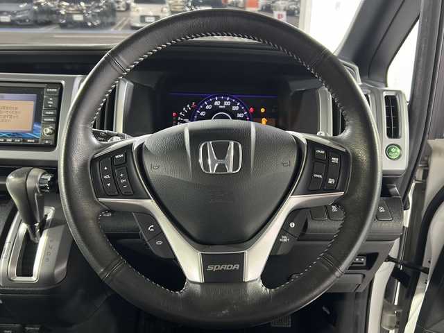 ホンダ ステップワゴン スパーダ Z クールスピリット 福岡県 2012(平24)年 6.4万km ホワイトオーキッドパール ワンオーナー/両側パワースライドドア/ＥＴＣ/バックカメラ/ＨＤＤナビ/クルーズコントロール/パドルシフト/横滑り防止装置/アイドリングストップ/アイソフィックス/純正アルミホイル/スマートキー