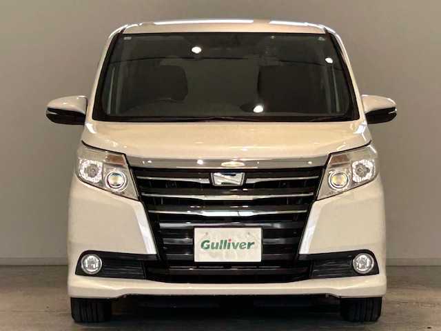 トヨタ ノア ハイブリッド G 宮城県 2014(平26)年 12.9万km ホワイトパールクリスタルシャイン クルーズコントロール/レーンキープアシスト/オートライト/フリップダウンモニター（アルパイン）/社外SD9インチナビ（アルパインX９００）/純正ビルドインETC/Bluetooth接続/ドライブレコーダー前後/バックカメラ/片側スライドドア/ウォークスルー/3列シート/純正フロアマット/純正15インチアルミホイール/LEDヘッドライト/衝突軽減システム