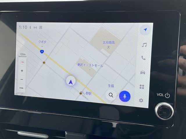 トヨタ ヴォクシー S－Z 道東・釧路十勝 2024(令6)年 1.4万km ホワイトパールクリスタルシャイン ・寒冷地仕様/・4WD/・純正8インチディスプレイオーディオ/（FM・AM・CD・DVD・BT・Apple Android）/・バックカメラ/・両側パワースライドドア/・ハーフレザーシート/・スマートキー/・プッシュスタート/・トヨタセーフティセンス/・プリクラッシュセーフティ/・両側パワースライドドア/・プロアクティブドライビングアシスト/・ロードサインアシスト/・レーンディパーチャーアラート/・ETC/・ステアリングスイッチ/・オートライト/・オートマチックハイビーム/・前席シートヒーター/・LEDヘッドライト