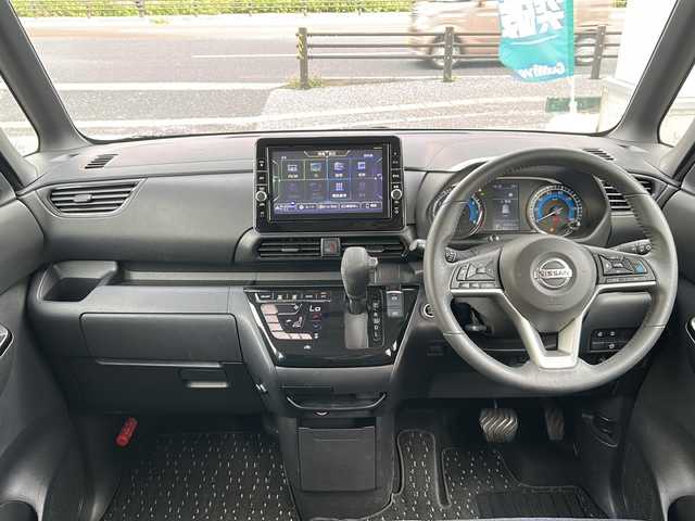 日産 ルークス HWS Gターボ プロパイロットED 沖縄県 2020(令2)年 4.3万km ホワイトパール 純正９型ナビ　/　（ＡＭ／ＦＭ／ＣＤ／ＤＶＤ／ＢＴ）　/フルセグＴＶ　/アラウンドビューモニター　/両側パワスラ/プロパイロット　/エマージェンシーブレーキ　/レーダークルーズコントロール/LEDヘッドライト/オートライト/オートハイビーム/純正15インチAW/純正フロアマット　/ビルトインＥＴＣ/ドラレコ