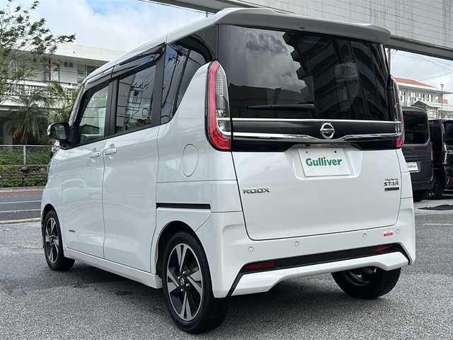 日産 ルークス HWS Gターボ プロパイロットED 沖縄県 2020(令2)年 4.3万km ホワイトパール 純正９型ナビ　/　（ＡＭ／ＦＭ／ＣＤ／ＤＶＤ／ＢＴ）　/フルセグＴＶ　/アラウンドビューモニター　/両側パワスラ/プロパイロット　/エマージェンシーブレーキ　/レーダークルーズコントロール/LEDヘッドライト/オートライト/オートハイビーム/純正15インチAW/純正フロアマット　/ビルトインＥＴＣ/ドラレコ