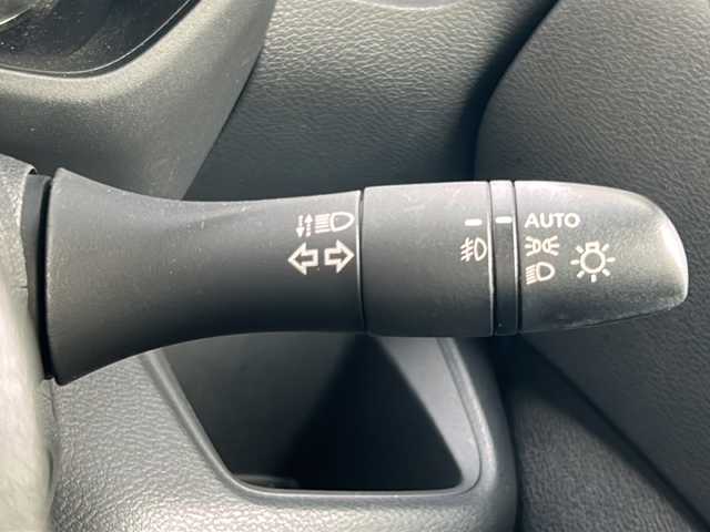 日産 ルークス HWS Gターボ プロパイロットED 沖縄県 2020(令2)年 4.3万km ホワイトパール 純正９型ナビ　/　（ＡＭ／ＦＭ／ＣＤ／ＤＶＤ／ＢＴ）　/フルセグＴＶ　/アラウンドビューモニター　/両側パワスラ/プロパイロット　/エマージェンシーブレーキ　/レーダークルーズコントロール/LEDヘッドライト/オートライト/オートハイビーム/純正15インチAW/純正フロアマット　/ビルトインＥＴＣ/ドラレコ