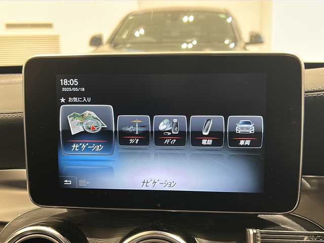 メルセデス・ベンツ ＧＬＣ２５０ 4マチックスポーツ 本革 新潟県 2017(平29)年 4.9万km ダイヤモンドホワイト 8.4インチワイドディスプレイ（ナビ/TV/DVD/BT)/360°カメラ/レーダーセーフティパッケージ/アダプティブレーキ/パノラマミックスライディングルーフ/ヘッドアップディスプレイ/サイドステップ/アテンションアシスト/アダプティブレーキライト/クラッシュ連動センサー/インテリジェントライトシステム/アクティブパーキングアシスト/純正19インチAW/純正フロアマット/メモリ付きパワーシート/シートヒーター/ETC