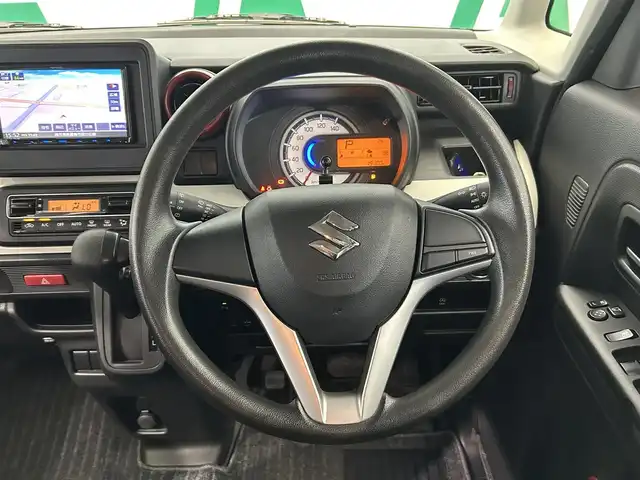 スズキ スペーシア HYBRID G 鹿児島県 2018(平30)年 1.6万km シルキーシルバーメタリック 禁煙車/社外ナビ/(CD/USB/SD)/バックカメラ/両側スライドドア/後方コーナーセンサー/デュアルセンサーブレーキサポート/レーンキープアシスト/ヘッドライトレベライザー/ISOFIX/社外フロアマット/ドアバイザー/アイドリングストップ/サイドエアバッグ