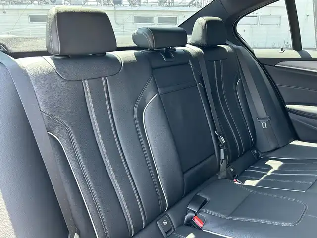 ＢＭＷ ５２３ｄ xDrive Mスピリット 道東・釧路十勝 2019(令1)年 4.2万km アルピンホワイトⅢ ハイラインパッケージ/アドバンスパッケージ/　・パワーシート/　・LEDヘッドライト/オートライト/　・パークディスタンスコントロール/アダプティブクルーズコントロール/黒革/シートヒーター(全席)/バックカメラ/ヘッドアップディスプレイ/純正ナビ/TV/CD/DVD/BT/社外ドライブレコーダー(前)/純正18インチAW/フロント/リアフォグライト/ミラーETC