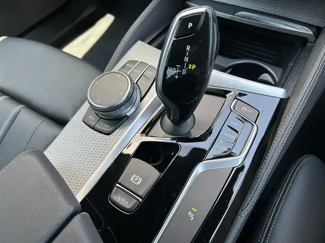 ＢＭＷ ５２３ｄ xDrive Mスピリット 道東・釧路十勝 2019(令1)年 4.2万km アルピンホワイトⅢ ハイラインパッケージ/アドバンスパッケージ/　・パワーシート/　・LEDヘッドライト/オートライト/　・パークディスタンスコントロール/アダプティブクルーズコントロール/黒革/シートヒーター(全席)/バックカメラ/ヘッドアップディスプレイ/純正ナビ/TV/CD/DVD/BT/社外ドライブレコーダー(前)/純正18インチAW/フロント/リアフォグライト/ミラーETC