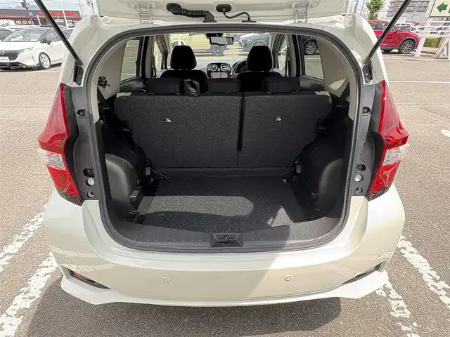 日産 ノート e－パワー X 徳島県 2019(令1)年 3.6万km ブリリアントホワイトパール アルパイン9型ナビ　X9Z/　フルセグ/SD/DISC/ラジオ/BT/HDMI/ドライブレコーダー　/バックカメラ/全方位カメラ/コーナーセンサー/インテリジェントルームミラー/ETC/LEDヘッドライト/純正ドアバイザー/純正フロアマット/DRIVEMODE/オートライト/プッシュスタート