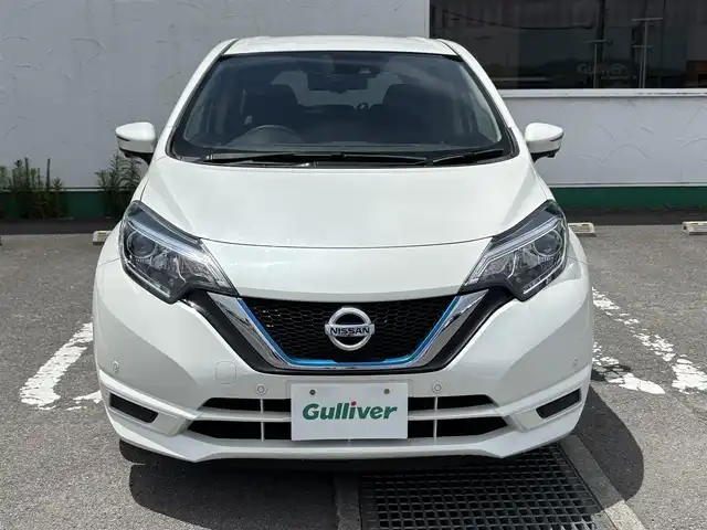 日産 ノート e－パワー X 徳島県 2019(令1)年 3.6万km ブリリアントホワイトパール アルパイン9型ナビ　X9Z/　フルセグ/SD/DISC/ラジオ/BT/HDMI/ドライブレコーダー　/バックカメラ/全方位カメラ/コーナーセンサー/インテリジェントルームミラー/ETC/LEDヘッドライト/純正ドアバイザー/純正フロアマット/DRIVEMODE/オートライト/プッシュスタート