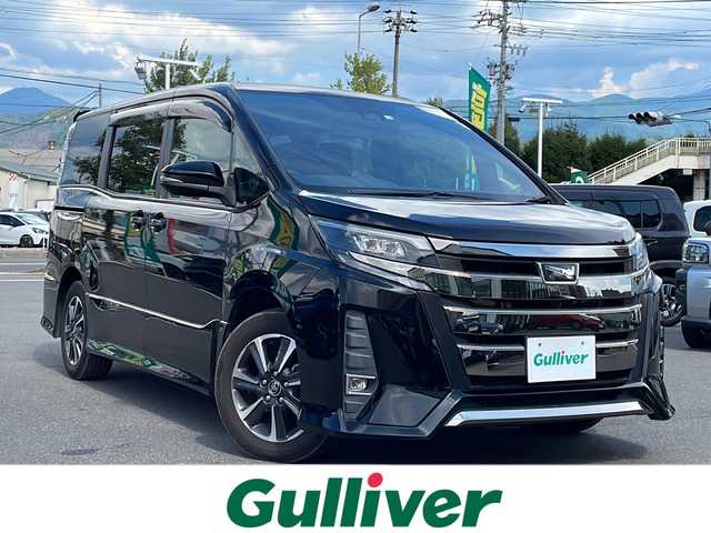 トヨタ ノア Si 長野県 2017(平29)年 3.7万km ブラック １０インチ純正ナビ/Bluetooth Audio/フルセグテレビ/ドライブレコーダー/ビルドインＥＴＣ/バックカメラ/片側電動スライドドア/クルーズコントロール/デジタルインナーミラー/プリクラッシュセーフティ/レーンディパーチャーアラート/オートマチックハイビーム/ＬＥＤヘッドライト/純正フロアマット/プッシュスタート/オートライト/ドアバイザー/スマートキー/スペアキー×１/横滑り防止機能/盗難防止機能