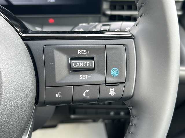 日産 セレナ e－パワー ハイウェイスター V 三重県 2025(令7)年 0.1千km パールⅡ 登録済未使用車/純正１２．３型ナビ/全周囲カメラ/ＢＳＭ/両側パワースライドドア/ワイヤレス充電器/デジタルインナーミラー/ビルトインＥＴＣ２．０/プロパイロット/前後ドライブレコーダー/レーダークルーズコントロール/前後コーナーセンサー/スペアキー/ＬＥＤヘッドライト/ＷＡＣ/Ｅペダル/ドライブモード/シートリフター/ウィンカーミラー/革巻きステアリング/ステアリングスイッチ/オートホールド/禁煙車