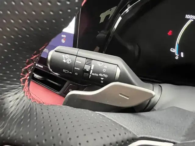 レクサス ＮＸ 450h+ Fスポーツ 愛知県 2022(令4)年 1.7万km ホワイトノーヴァガラスフレーク サンルーフ/レクサスセーフティー/純正14インチディスプレイオーディオナビ/（Bluetooth/フルセグTV/AM/FM）/全方位カメラ/ブラインドスポットモニター/ETC2.0/ドライブレコーダー/パワーシート/シートヒーター/シートクーラー/ステアリングヒーター/電動リアゲード/純正フロアマット/メモリシート/パドルシフト/電子パーキング/オートホールド/スマートキー/純正AW
