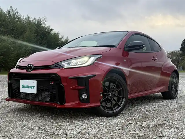 トヨタ ＧＲヤリス RZ ハイパフォーマンス 兵庫県 2023(令5)年 2.4万km エモーショナルレッドⅡ 純正ディスプレイオーディオ/ヘッドアップディスプレイ/バックカメラ/JBLサウンド/ドライブレコーダー/レーダークルコン/ブラインドスポットモニター/ステアリングヒーター/シートヒーター/黒ハーフレザーシート/純正18インチAW