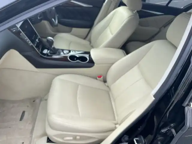 日産 スカイライン ハイブリッド 350GT Type SP 千葉県 2014(平26)年 5.7万km スーパーブラック サンルーフ 革シート ナビ 全方位カメラ BOSEサウンド レーダークルコン シートヒーター パワーシート フルセグ ETC スマートキー オートライト LEDライト 19インチAW 前後ソナー