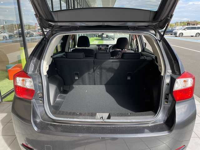 スバル インプレッサ スポーツ 1．6i－L 愛知県 2012(平24)年 4.9万km ダークグレーメタリック 純正ナビ/バックカメラ/純正アルミホイール/HIDヘッドライト/ETC/アイドリングストップ/ステアリングスイッチ/スマートキー/プッシュスタート