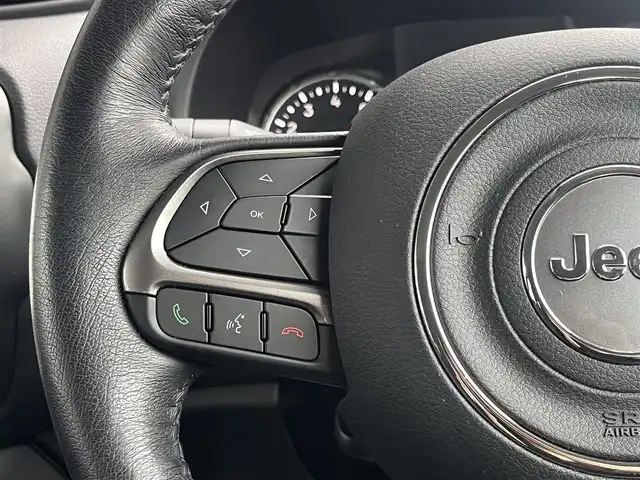 クライスラー・ジープ ジープ レネゲード リミテッド 静岡県 2021(令3)年 2万km アンヴィル レザーシート/ステアリングヒーター/ブラインドスポットモニター/純正ナビ/(Bluetooth/AUX/ワンセグ)/衝突被害軽減システム/バックカメラ/スマートキー /LEDライト/アダブティブクルーズコントロール/レーンキープアシスト/シートヒーター /ETC2.0/ドライブレコーダー/スペアキー/保証書/取扱説明書