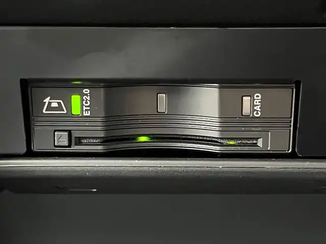 クライスラー・ジープ ジープ レネゲード リミテッド 静岡県 2021(令3)年 2万km アンヴィル レザーシート/ステアリングヒーター/ブラインドスポットモニター/純正ナビ/(Bluetooth/AUX/ワンセグ)/衝突被害軽減システム/バックカメラ/スマートキー /LEDライト/アダブティブクルーズコントロール/レーンキープアシスト/シートヒーター /ETC2.0/ドライブレコーダー/スペアキー/保証書/取扱説明書