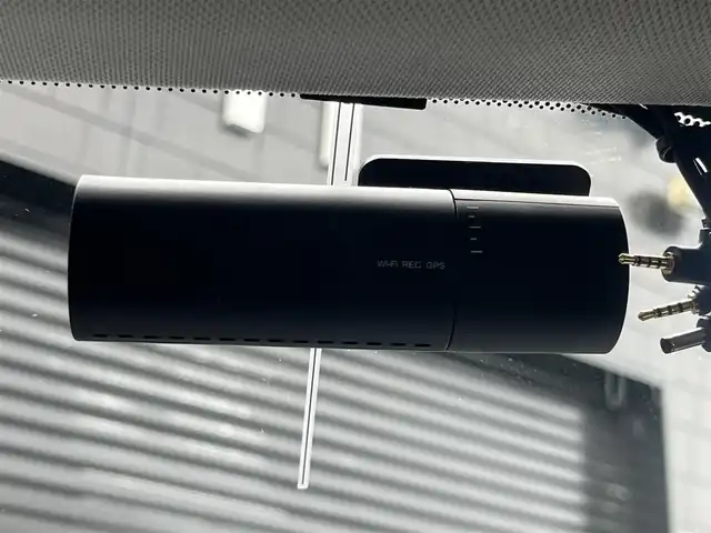 クライスラー・ジープ ジープ レネゲード リミテッド 静岡県 2021(令3)年 2万km アンヴィル レザーシート/ステアリングヒーター/ブラインドスポットモニター/純正ナビ/(Bluetooth/AUX/ワンセグ)/衝突被害軽減システム/バックカメラ/スマートキー /LEDライト/アダブティブクルーズコントロール/レーンキープアシスト/シートヒーター /ETC2.0/ドライブレコーダー/スペアキー/保証書/取扱説明書