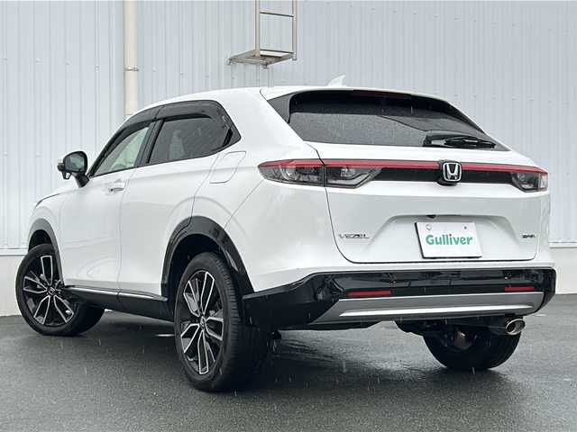 ホンダ ヴェゼル ハイブリッド e:HEV Z 三重県 2022(令4)年 4.7万km プラチナホワイトパール 純正ナビ /バックカメラ /ワイヤレス充電器 /BSM /前後コーナーセンサー /前後ドライブレコーダー/ビルトインETC2.0 /USB給電ポート/ハンドルヒーター /革巻きステアリング/ステアリングスイッチ/ハーフレザーシート/パワーバックドア /レーダークルーズコントロール /レーンキープアシスト/衝突軽減ブレーキ/パドルシフト/純正フロアマット/前席シートヒーター /LEDヘッドライト/オートハイビーム/オートライト/電子パーキング/電動格納ミラー/禁煙車/電動格納ミラー/禁煙車