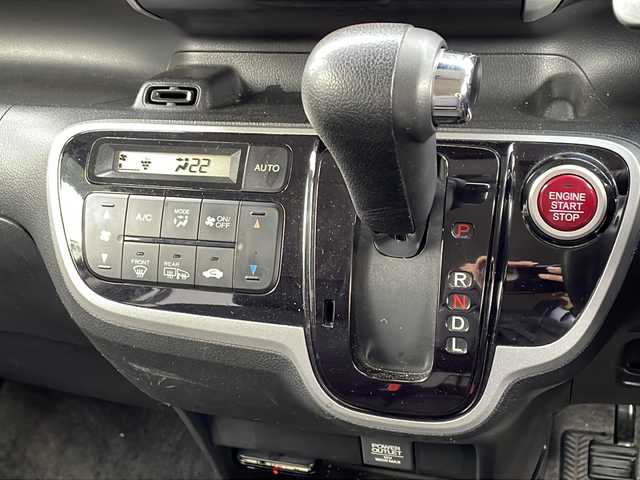 ホンダ Ｎ ＢＯＸ カスタム G Aパッケージ 新潟県 2014(平26)年 10.4万km スマートブラック 4WD/社外ナビ：VXM-145VSi/（BT/DTV/FM/AM/ワンセグ）/バックカメラ/オートライト/アイドリングストップ/ウィンカーミラー/片側パワースライドドア/プッシュスタート/ETC/純正14インチAW/ステアリングスイッチ