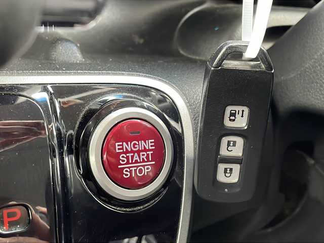 ホンダ Ｎ ＢＯＸ カスタム G Aパッケージ 新潟県 2014(平26)年 10.4万km スマートブラック 4WD/社外ナビ：VXM-145VSi/（BT/DTV/FM/AM/ワンセグ）/バックカメラ/オートライト/アイドリングストップ/ウィンカーミラー/片側パワースライドドア/プッシュスタート/ETC/純正14インチAW/ステアリングスイッチ