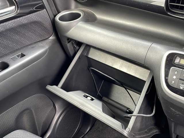 ホンダ Ｎ ＢＯＸ カスタム G Aパッケージ 新潟県 2014(平26)年 10.4万km スマートブラック 4WD/社外ナビ：VXM-145VSi/（BT/DTV/FM/AM/ワンセグ）/バックカメラ/オートライト/アイドリングストップ/ウィンカーミラー/片側パワースライドドア/プッシュスタート/ETC/純正14インチAW/ステアリングスイッチ