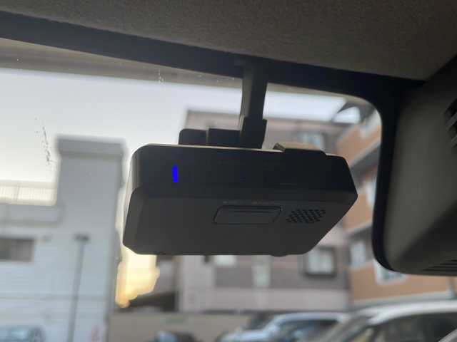 スズキ スペーシア カスタム HYBRID XS ターボ 高知県 2018(平30)年 9.6万km ピュアホワイトパール/ブラック2トーン 純正ナビ/フルセグＴＶ/全方位カメラ/両側パワースライド/シートヒーター/前後ドライブレコーダー/Ｂｌｕｅｔｏｏｔｈ/CD/ＥＴＣ/クルーズコントロール/純正アルミホイール/レーンキープアシスト/盗難防止装置/衝突軽減システム/オートライト/横滑り防止装置