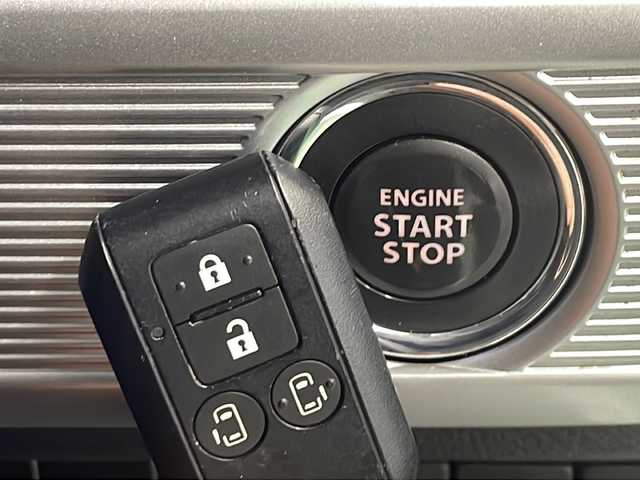 スズキ スペーシア カスタム HYBRID XS ターボ 高知県 2018(平30)年 9.6万km ピュアホワイトパール/ブラック2トーン 純正ナビ/フルセグＴＶ/全方位カメラ/両側パワースライド/シートヒーター/前後ドライブレコーダー/Ｂｌｕｅｔｏｏｔｈ/CD/ＥＴＣ/クルーズコントロール/純正アルミホイール/レーンキープアシスト/盗難防止装置/衝突軽減システム/オートライト/横滑り防止装置