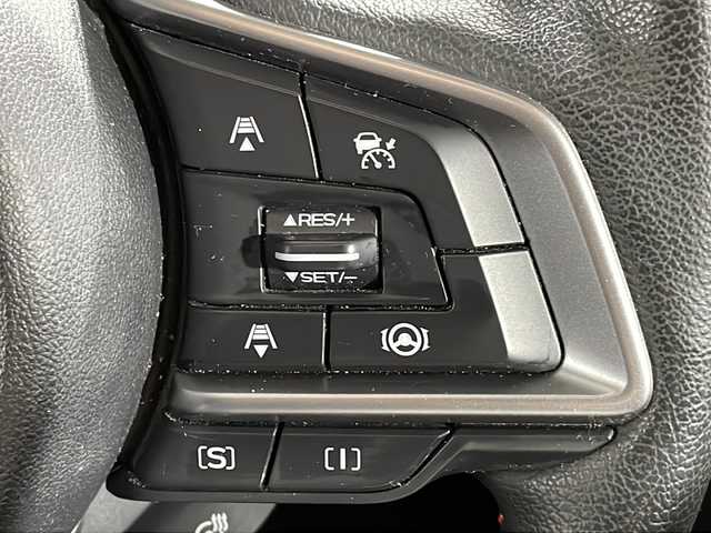 スバル フォレスター X－ブレイク 広島県 2018(平30)年 4.1万km クリスタルホワイトP 純正8型ナビ/X-MODE（ヒルディセントコントロール付）/パワーバックドア/パワーシート（運転席ポジションメモリー付）/シートヒーター（前席/後席）/ステアリングヒーター/サイド/バックカメラ/アイサイト/・プリクラッシュブレーキ/・レーンキープアシスト/・レーダークルーズコントロール/・誤発進抑制機能/LEDヘッドランプ/純正17インチAW/電動パーキングブレーキ/オートブレーキホールド/パドルシフト/ETC