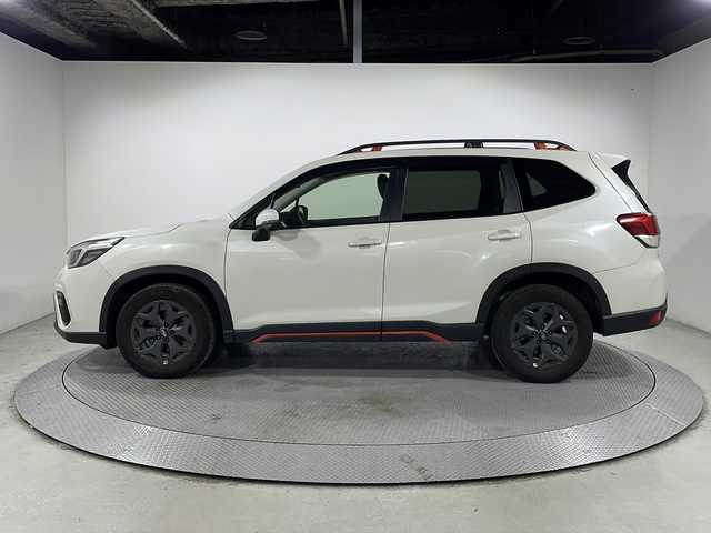 スバル フォレスター X－ブレイク 広島県 2018(平30)年 4.1万km クリスタルホワイトP 純正8型ナビ/X-MODE（ヒルディセントコントロール付）/パワーバックドア/パワーシート（運転席ポジションメモリー付）/シートヒーター（前席/後席）/ステアリングヒーター/サイド/バックカメラ/アイサイト/・プリクラッシュブレーキ/・レーンキープアシスト/・レーダークルーズコントロール/・誤発進抑制機能/LEDヘッドランプ/純正17インチAW/電動パーキングブレーキ/オートブレーキホールド/パドルシフト/ETC