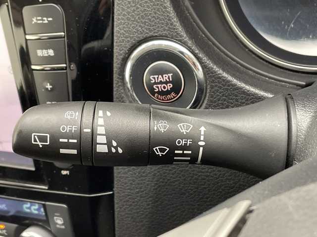 日産 エクストレイル モード・プレミア オーテック30th 愛知県 2017(平29)年 9.1万km ダイヤモンドブラック 純正ナビ/シートヒーター/バックカメラ/コーナーセンサー/LEDヘッドライト/オートライト/ドライブレコーダー/ETC/衝突軽減システム/フルセグ/CD DVD/Bluetooth/ステアリングスイッチ/スマートキー/プッシュスタート