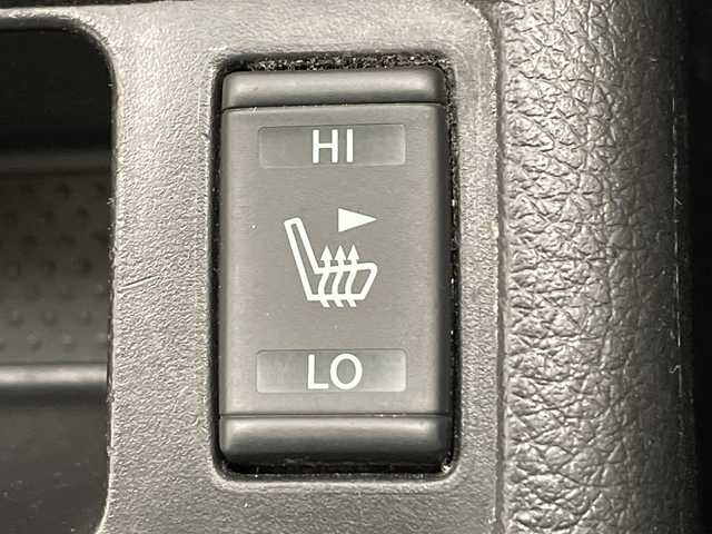 日産 エクストレイル モード・プレミア オーテック30th 愛知県 2017(平29)年 9.1万km ダイヤモンドブラック 純正ナビ/シートヒーター/バックカメラ/コーナーセンサー/LEDヘッドライト/オートライト/ドライブレコーダー/ETC/衝突軽減システム/フルセグ/CD DVD/Bluetooth/ステアリングスイッチ/スマートキー/プッシュスタート