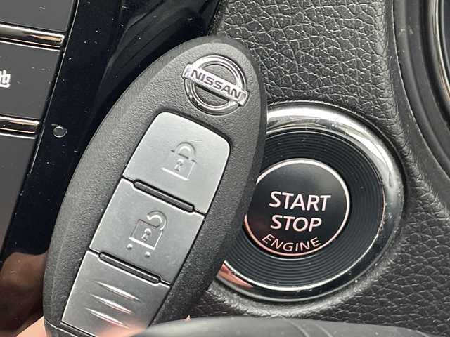 日産 エクストレイル モード・プレミア オーテック30th 愛知県 2017(平29)年 9.1万km ダイヤモンドブラック 純正ナビ/シートヒーター/バックカメラ/コーナーセンサー/LEDヘッドライト/オートライト/ドライブレコーダー/ETC/衝突軽減システム/フルセグ/CD DVD/Bluetooth/ステアリングスイッチ/スマートキー/プッシュスタート