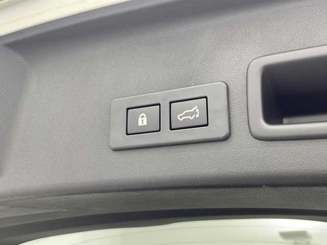 スバル レヴォーグ 1．8GT－H EX 愛知県 2020(令2)年 4.6万km クリスタルホワイトP 禁煙車/純正ナビ/(AM/FM/AUX/BT/ipone/ipod/USB/フルセグ)/革巻きステアリング/ステアリングスイッチ/追従型クルーズコントロール/バック(フロント/サイド)カメラ/ETC/パワーバックドア/シートヒーター/コーナーセンサー/電動格納ウィンカーミラー/モード切替/レーンキープアシスト/衝突軽減システム/横滑り防止装置/LEDヘッドライト/オートライト/フォグランプ/ライト付きバニティーミラー/純正ドアバイザー/純正フロアマット