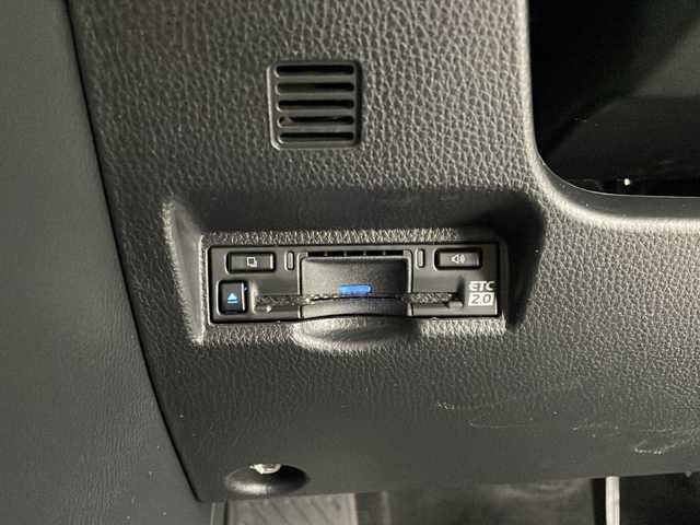 トヨタ ノア S－G 大阪府 2024(令6)年 2.4万km アティチュードブラックマイカ モデリスタエアロ/純正10.5型ディスプレイオーディオナビ/【フルセグTV/AM/FM/CD/DVD/BT/USB/HDMI】/快適利便パッケージ(mid)/・ハンズフリーパワースライドドア/・左右独立フロント＋リアエアコン/・D/N席シートヒーター/・独立センターコンソール/・nanoe/TVキャンセラー/バックカメラ/両側パワースライドドア/ToyotaSafetySense/・プリクラッシュセーフティ/・レーントレーシングアシスト＋レーンディパーチャーアラート/・レーダークルーズコントロール/・アダプティブハイビームシステム/・ロードサインアシスト/・ドライバー異常時対応システム/・プロアクティブドライビングアシスト/・発進遅れ告知機能/パーキングサポートブレーキ/車両接近通報装置/アイドリングストップ/オートホールド/ビルトインETC2.0/WAC/後席サンシェード/純正16インチAW/純正フロアマット/スマートキー/サマータイヤ積込み