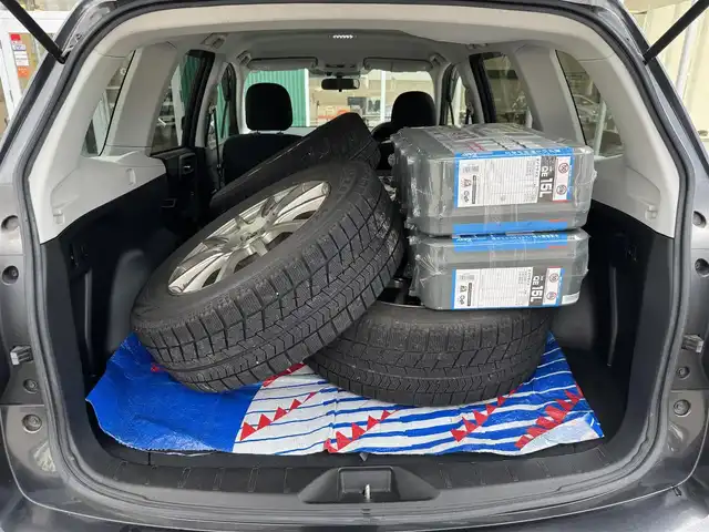 スバル フォレスター 2．0i－L 愛媛県 2015(平27)年 13.9万km ダークグレーメタリック ６速ＭＴ　ワンオーナー　禁煙車　シートヒーター　カロッツェリアナビ　フルセグＴＶ　Ｂｌｕｅｔｏｏｔｈ　バックカメラ　ＥＴＣ　クルーズコントロール