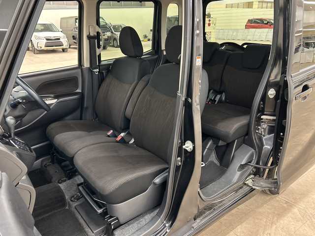 三菱 ｅＫスペース カスタムG 道央・札幌 2014(平26)年 6.8万km アメジストブラック 4WD//社外ナビ//スマートキー//プッシュスタート//片側パワースライドドア//ディスチャージライト