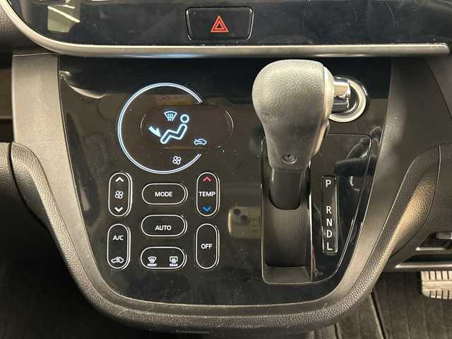 三菱 ｅＫスペース カスタムG 道央・札幌 2014(平26)年 6.8万km アメジストブラック 4WD//社外ナビ//スマートキー//プッシュスタート//片側パワースライドドア//ディスチャージライト